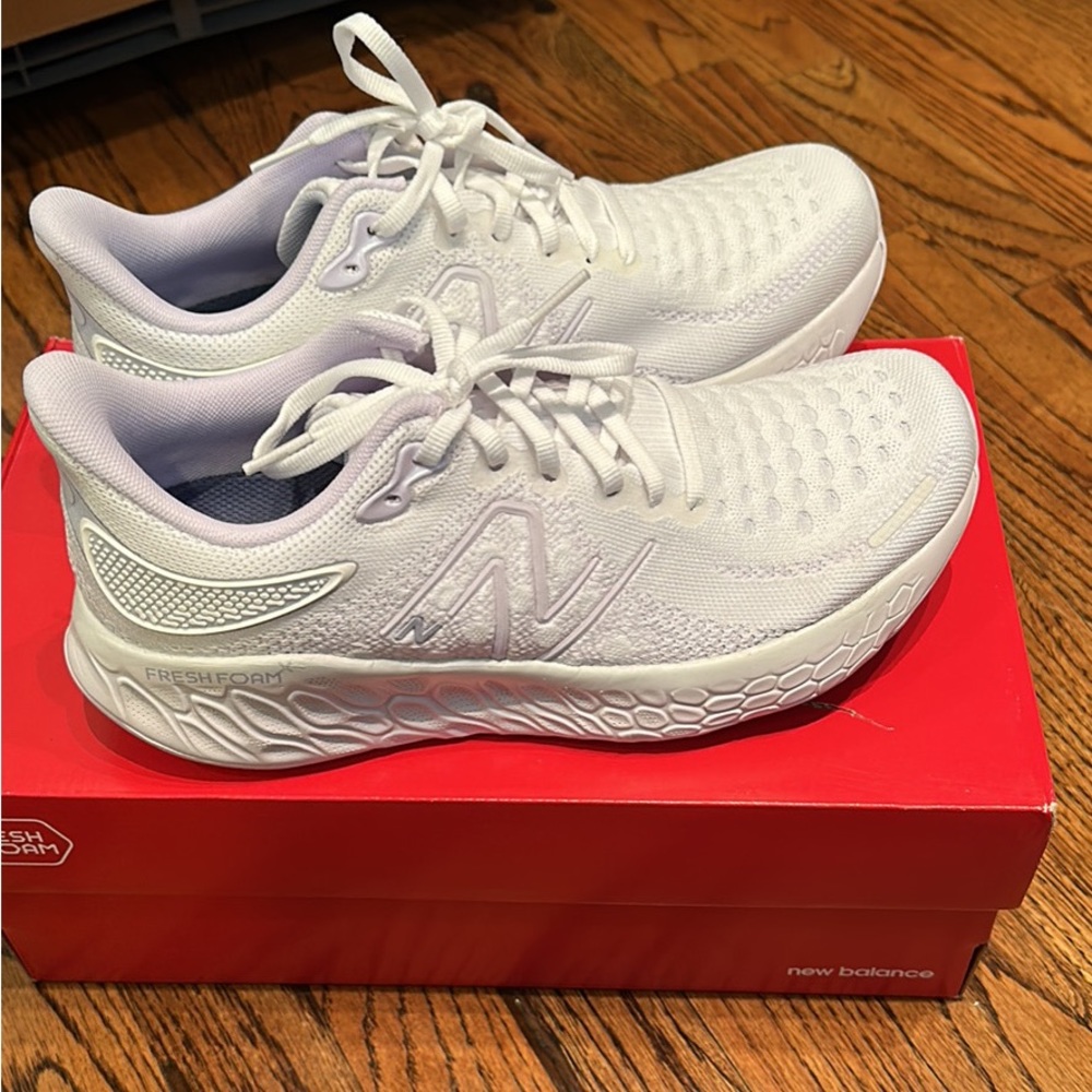 Women’s New Balance 1080